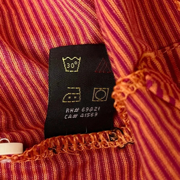 Greg Norman Polo Shirt Mens M  Spice Orange PlayDry Striped Golf Outdoor Rugby - Picture 5 of 10